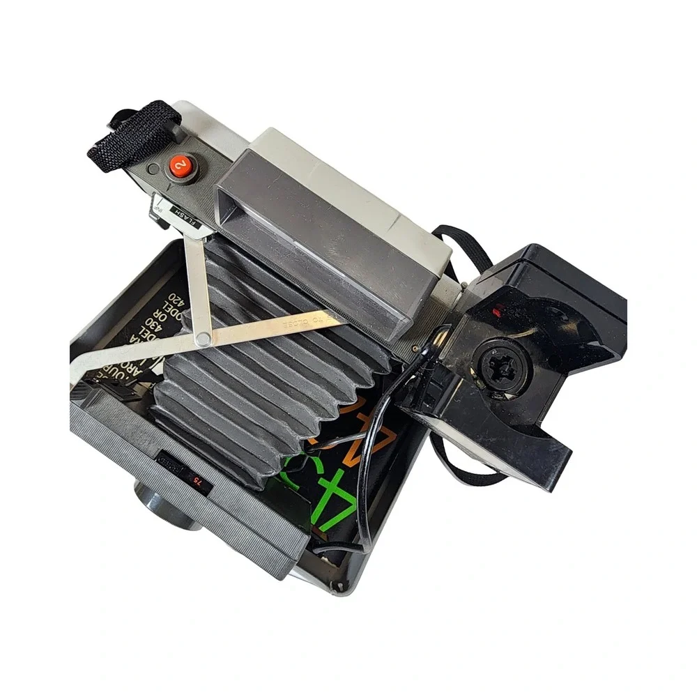 Polaroid‎ 420 Automatic Land Camera Vintage Set with Case Flashcubes Manual